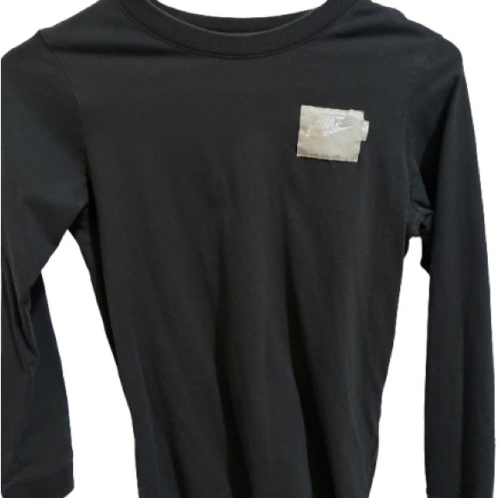 Nike Kids Black Long Sleeve Shirt barely worn